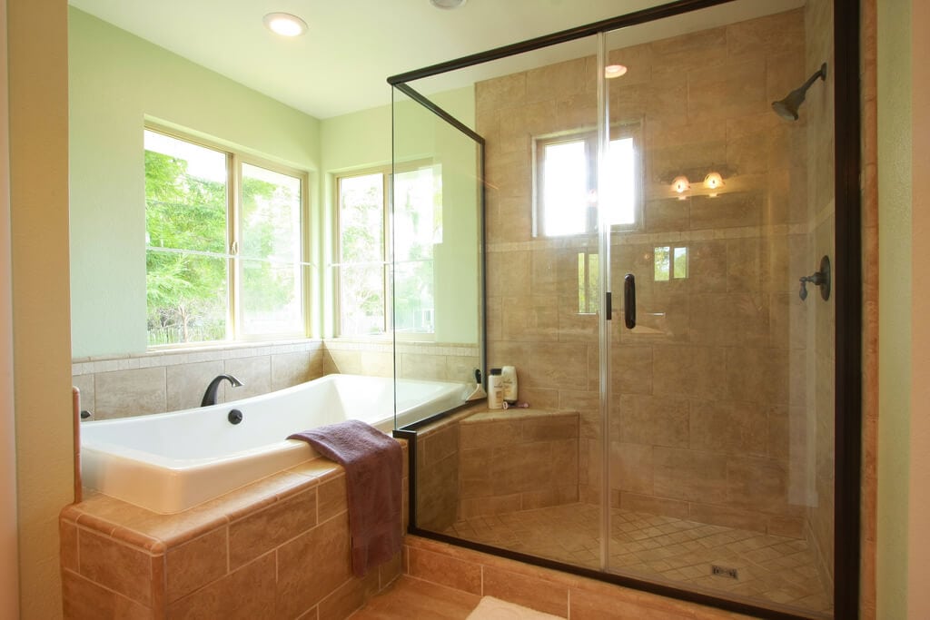 Reasons to Invest in a Bathroom Remodeling Chicago, IL